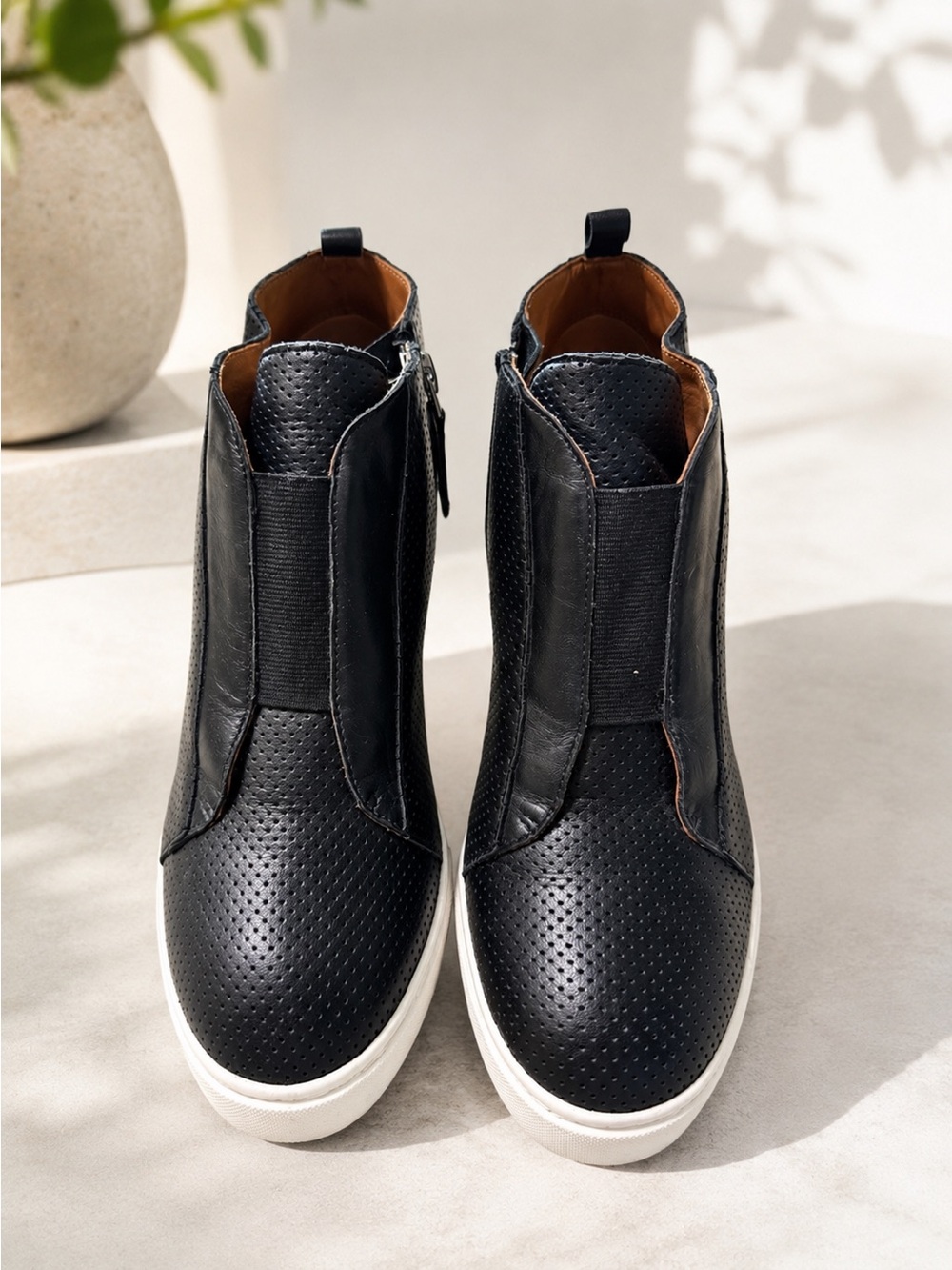 Linea Paolo - Felicia - Original Platform Wedge Sneaker Bootie Size 6.5M
